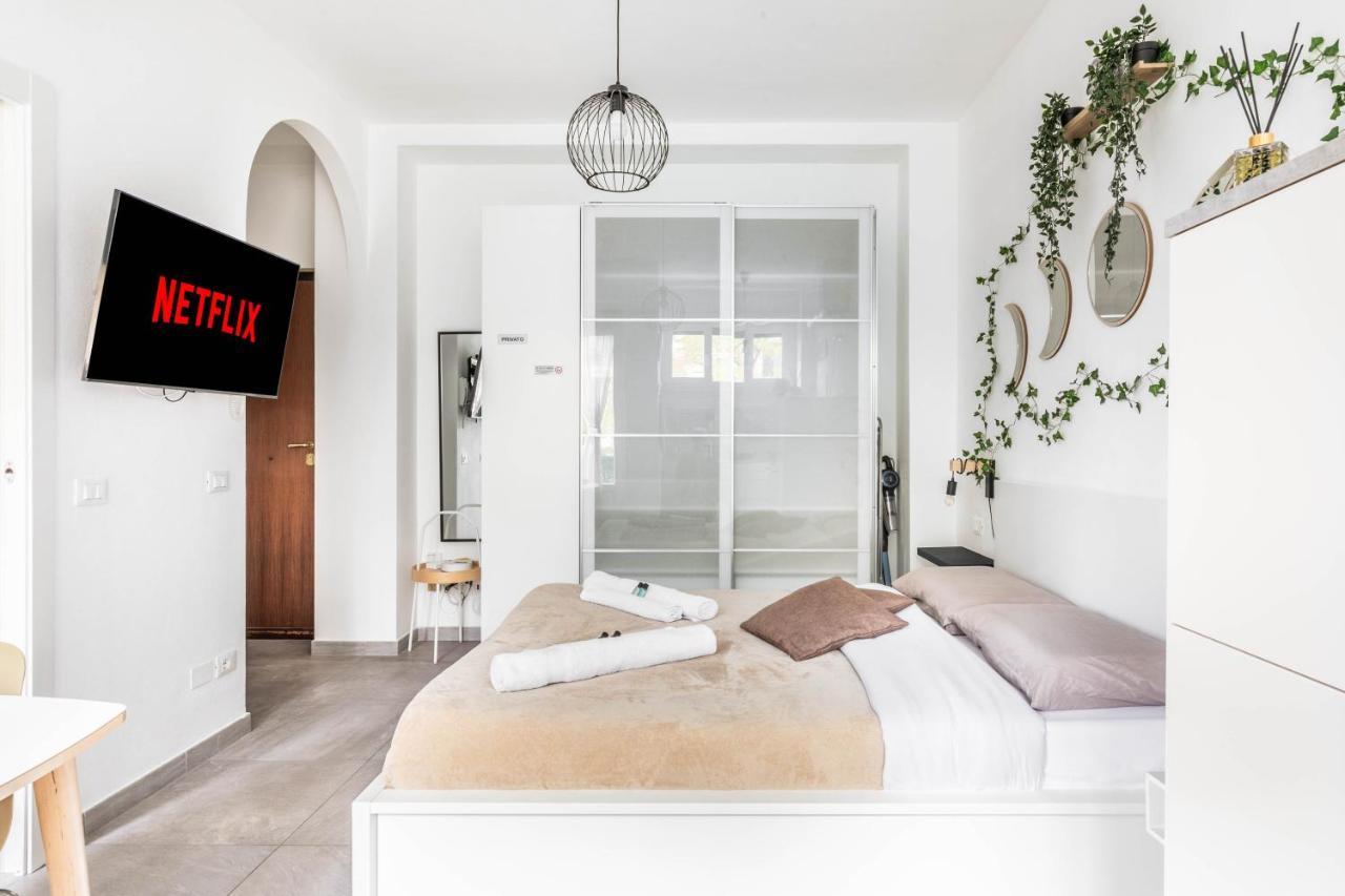 Eden House Sansiro-Duomo Netflix & Design Apartment Milan Exterior photo