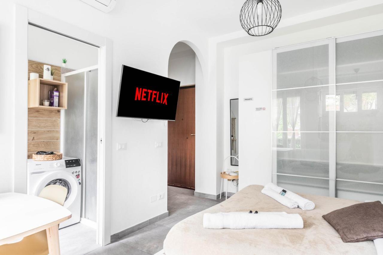 Eden House Sansiro-Duomo Netflix & Design Apartment Milan Exterior photo